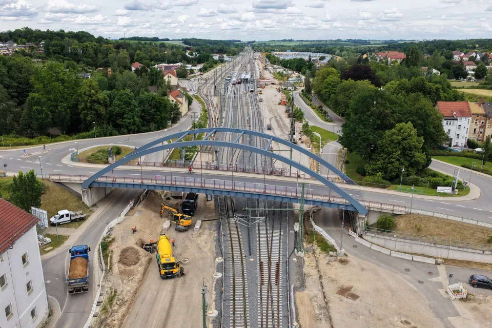 Luftaufnahme des Gößnitzer Bahnhofs. / © DB AG/Holger Stein